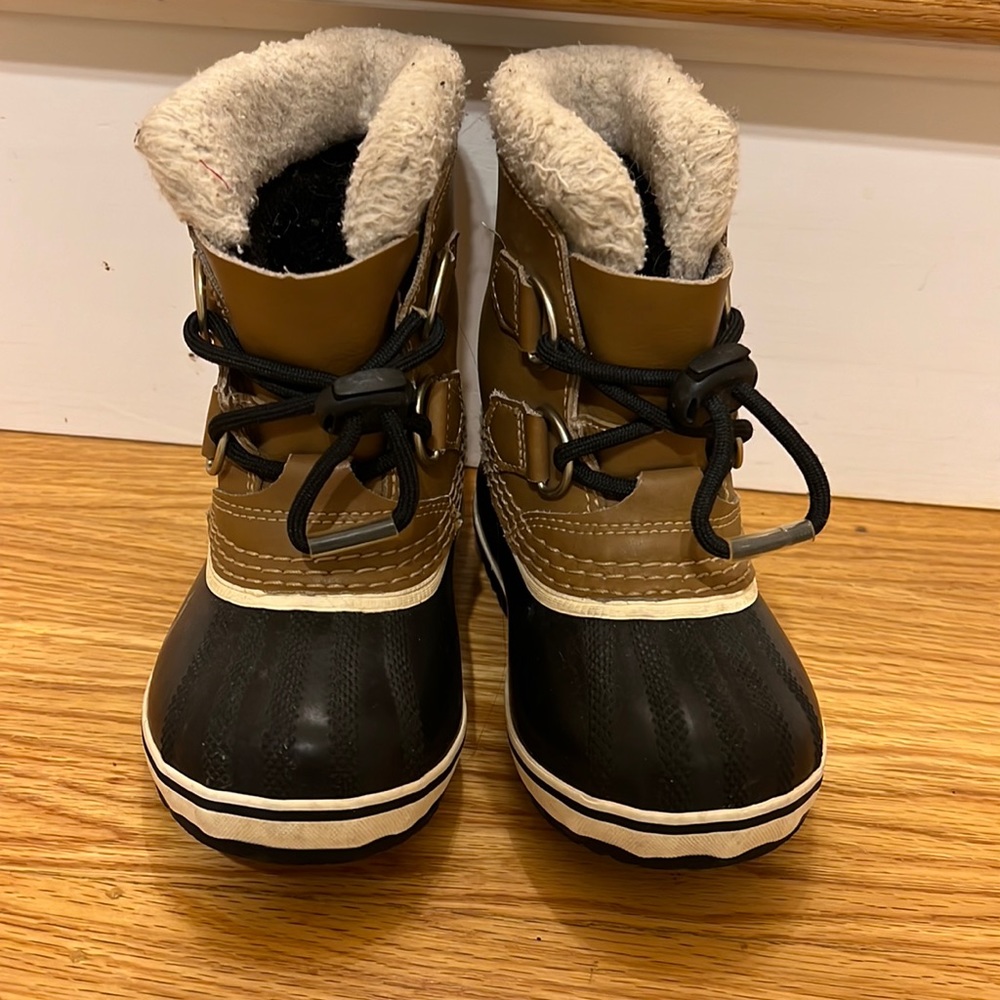 Sorel toddler winter boots